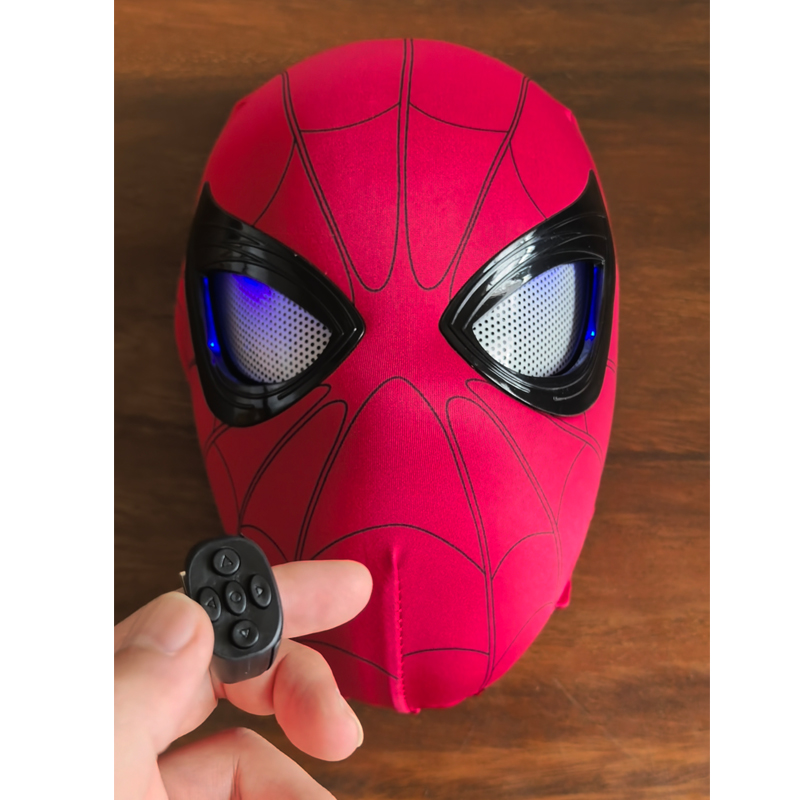 最新スパイダーマン 1:1スケール電子マスク、光る目が動くリ - Electronics Gadgets For Men のレビューと価格